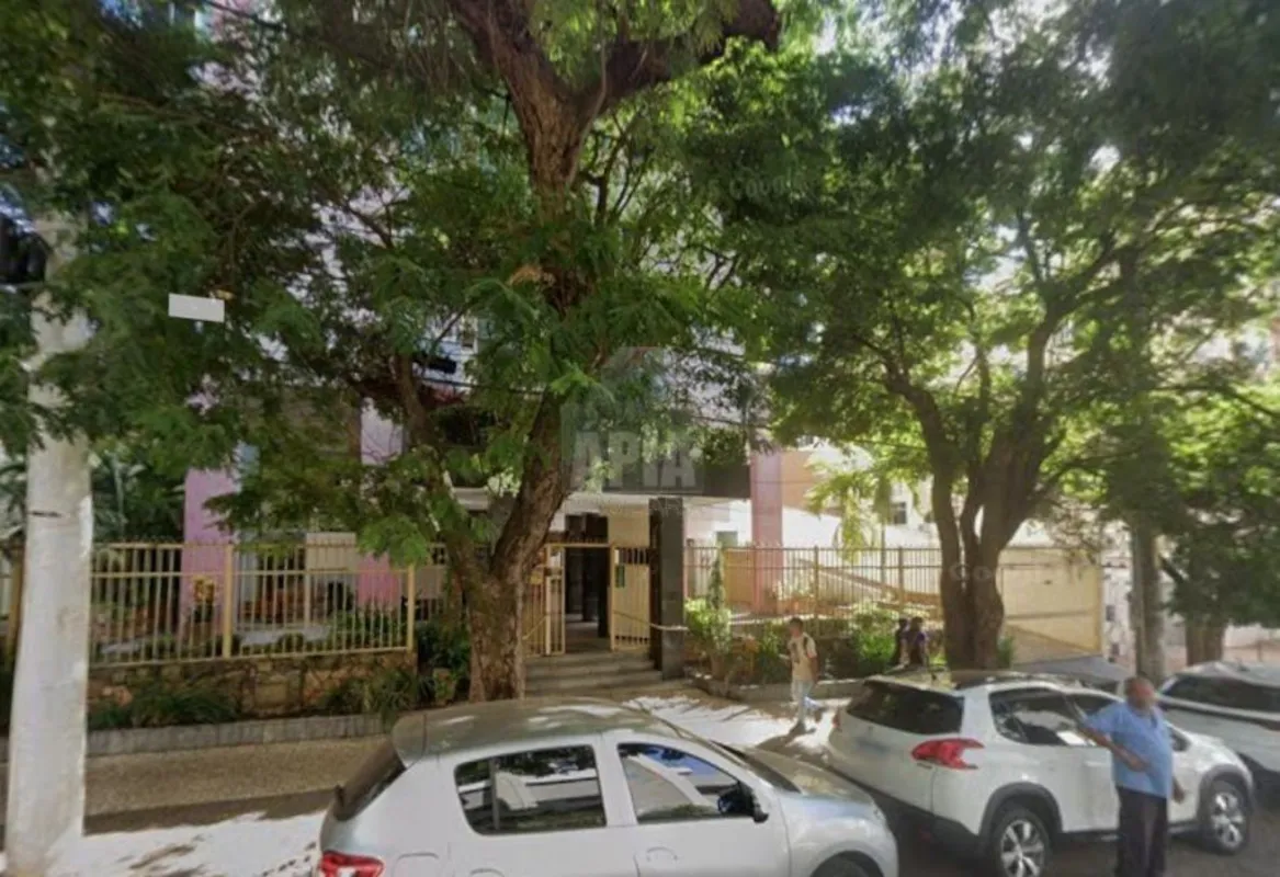 Excelente apartamento para locação no tradicional Edifício Firenze, localizado n...