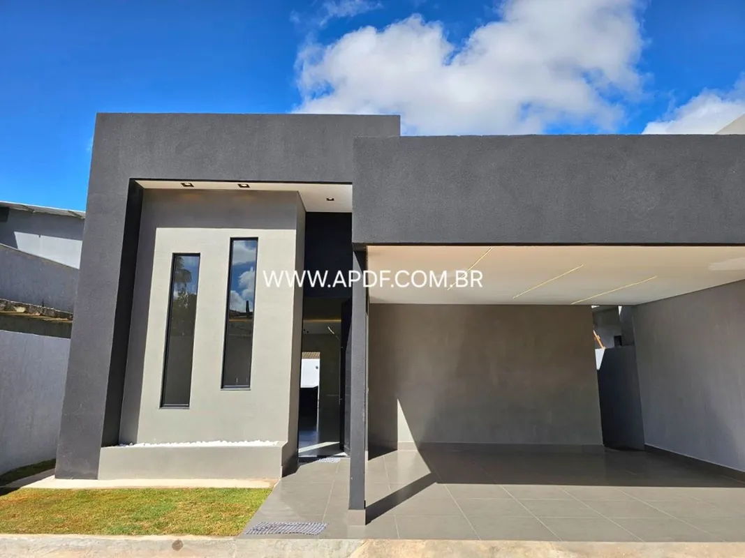 Casa nova em Arniqueira no conjunto 4, Condomínio fechado, Recém construida, Loc...