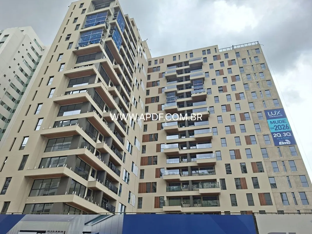 Lux Home Boulevard, Rua 03 Norte, Lote 06 - Águas Claras Construtora: Elmo Incor...
