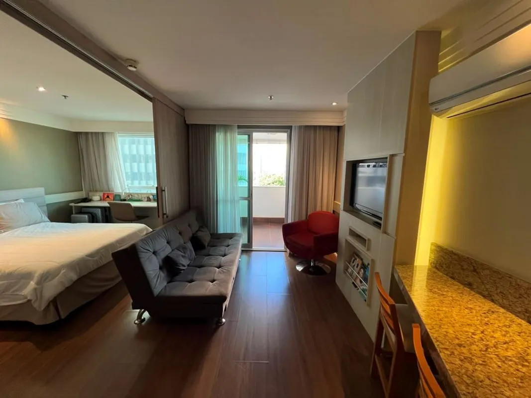 Flat disponível para venda no Hotel Mercure, são 37m2, unidade reformada, no 2 a...