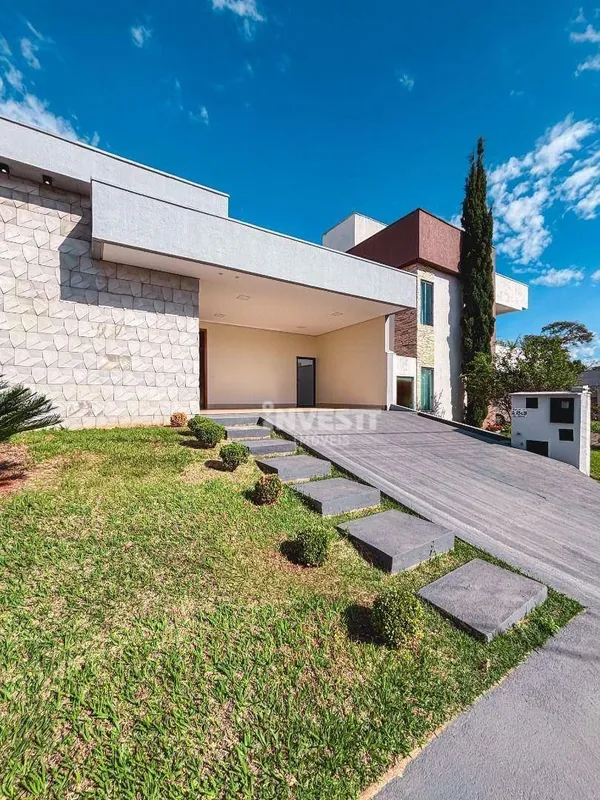 LOCALIZAÇÃO:Casa Térrea à Venda no Condomínio Jardim Veneza | Conforto, Exclusiv...