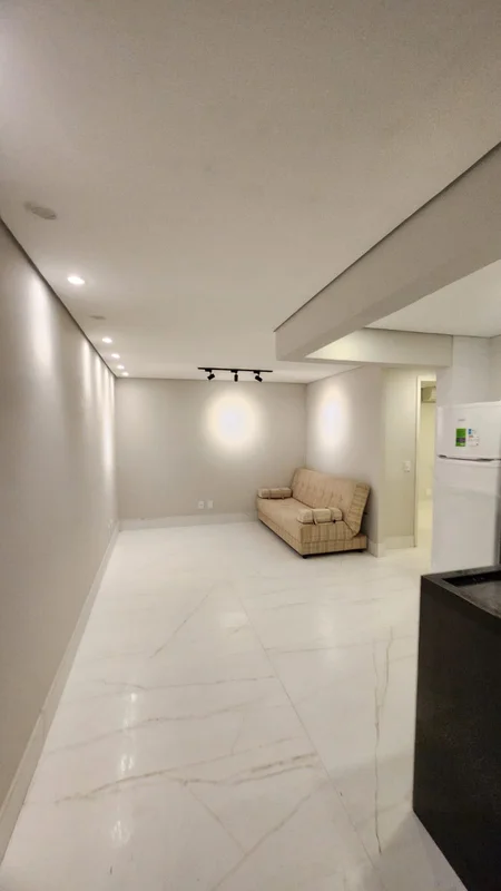 Apartamento com 58m² reformado com armários, vista livre , 2 quartos, pronto par...