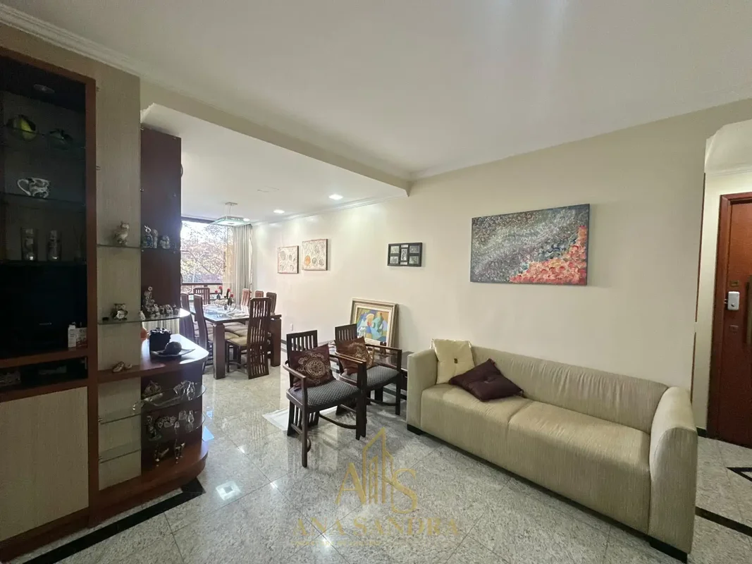 Este excelente apartamento na SQSW 103, Bloco G, no Sudoeste, reúne localização ...