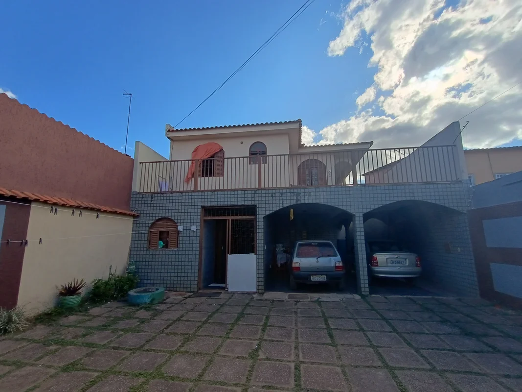 Seu Novo Lar na Melhor Localização de Sobradinho!?Se você busca espaço, conforto...