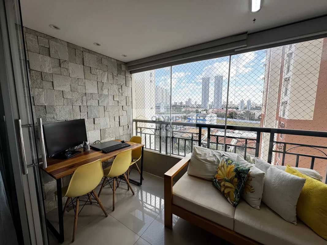 Reformado por completo e pronto para morar, este apartamento de 97 m² no Parque ...