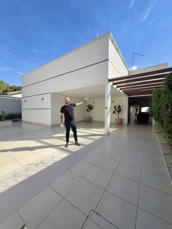 À venda no Jardim EuropaPropriedade recém reformada e com um projeto mais deseja...