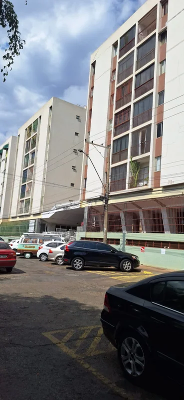 Excelente apartamento com 68m² 3 quartos sendo uma suite , armarios, piso porcel...