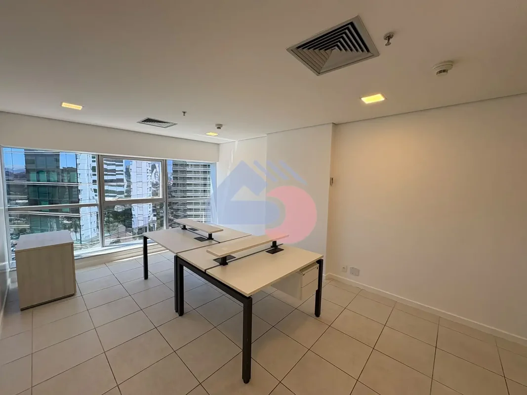 SALA EXECUTIVA NO FUSION WORK & LIFE - SETOR HOTELEIRO NORTE, COMPLEXO LE QUARTI...