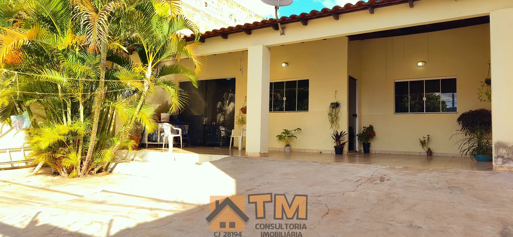 TM CONSULTORIA IMOBILIARIAVENDE:MARAVIHOSA CASA, TODA NA LAJE, COM 3 QUARTOS, BE...