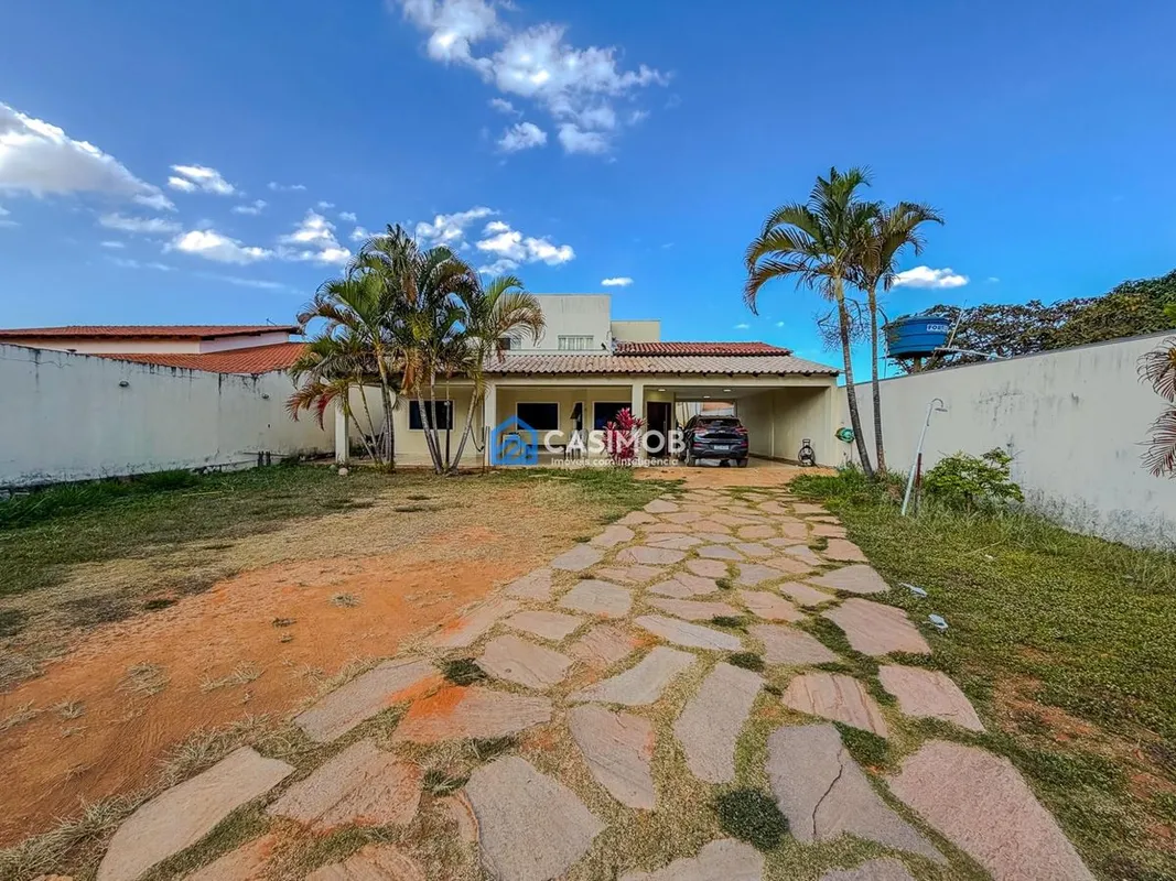 CASA EM CONDOMÍNIO FECHADO | RUA 6 - VICENTE PIRESCasa ampla localizada em condo...