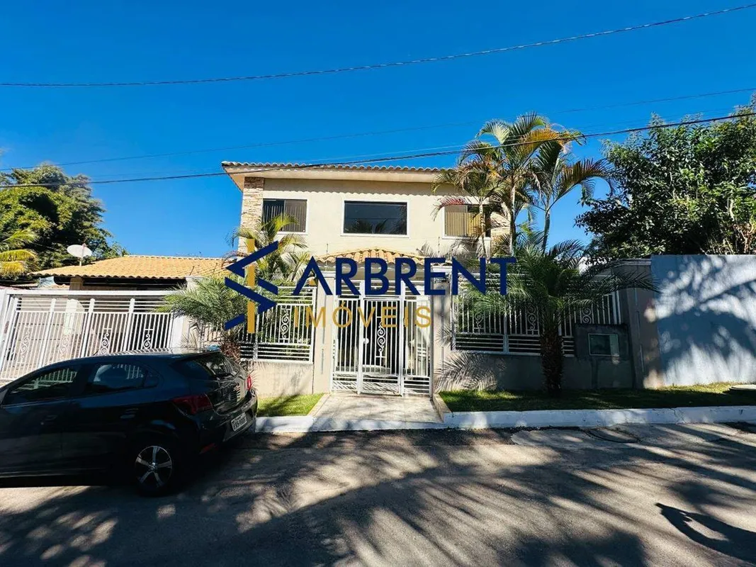 ARBRENT IMOVEIS VENDE - Casa no SHA, quadra 10, conjunto 4, Av. vereda da cruz e...