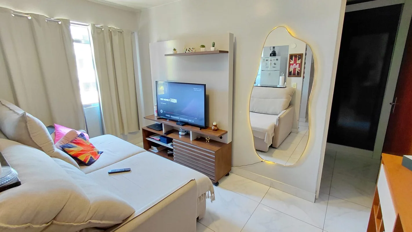 Apartamento Reformado à Venda – 2º Andar | Impecável e Pronto para Morar!A F&M a...