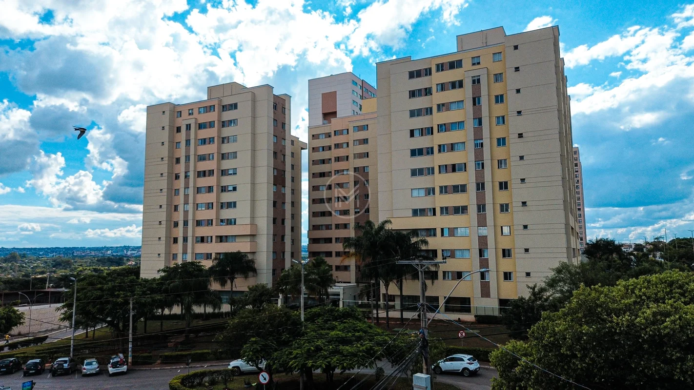 • Apartamento de canto nascente • Guará 2 • Localização Excelente, próximo ao me...