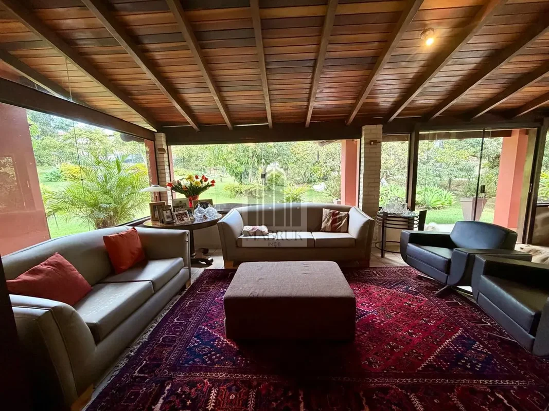 FAÇO PARCERIA!Imagine viver em um lugar onde a tranquilidade da natureza faz par...
