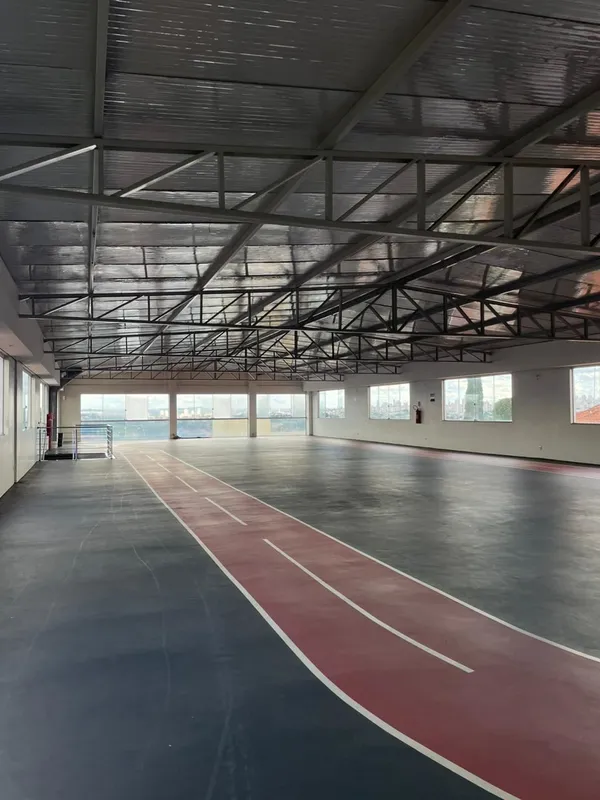 Prédio Comercial à Venda – 2.850 m² | Estrutura Completa para Grandes EmpresasEx...