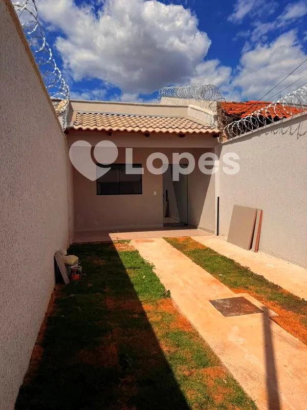 # ?? Casa à Venda no Jardim Itaipu | 2 Quartos com Suíte | 120 m² | GoiâniaSe vo...
