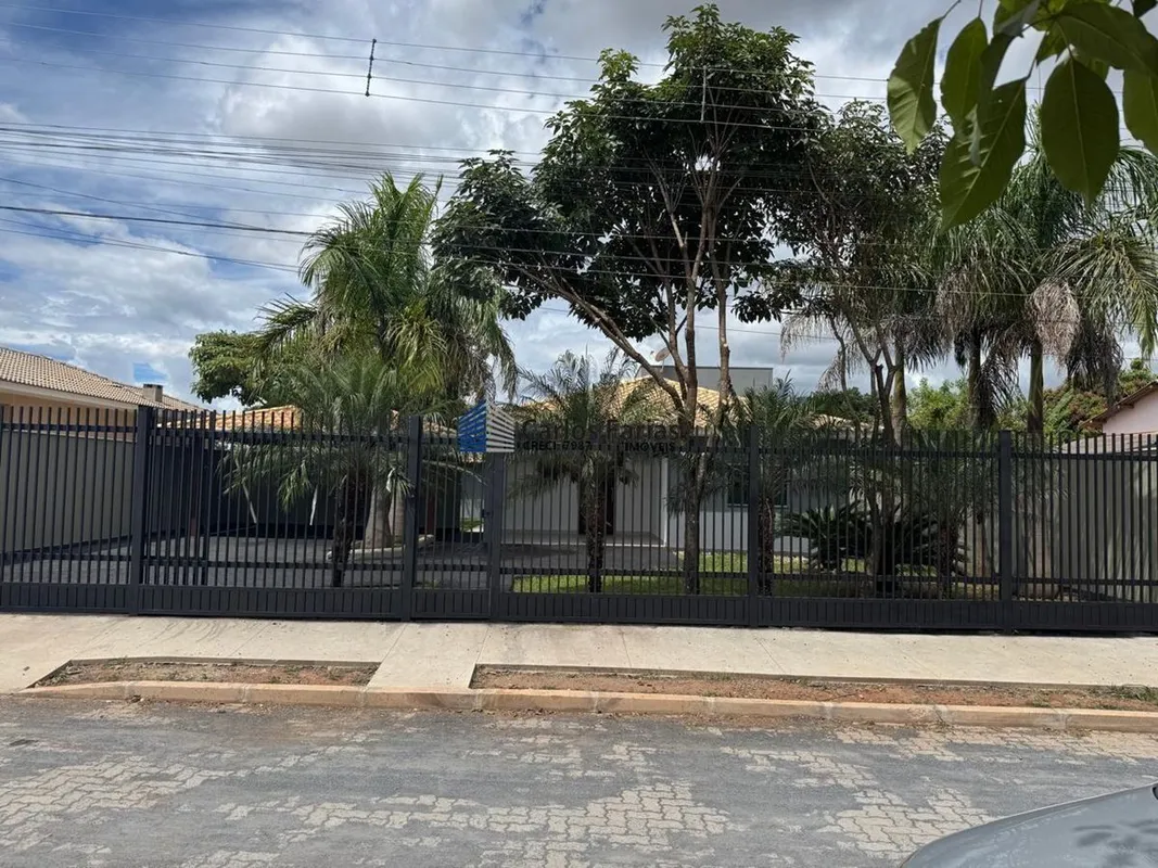 Condominio Vale das Palmeiras quadra 2 Jardim Botânico Região nobre de alta valo...