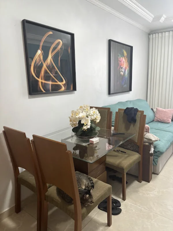 Descubra seu novo lar no coração de Samambaia Norte, um apartamento de 2 dormitó...