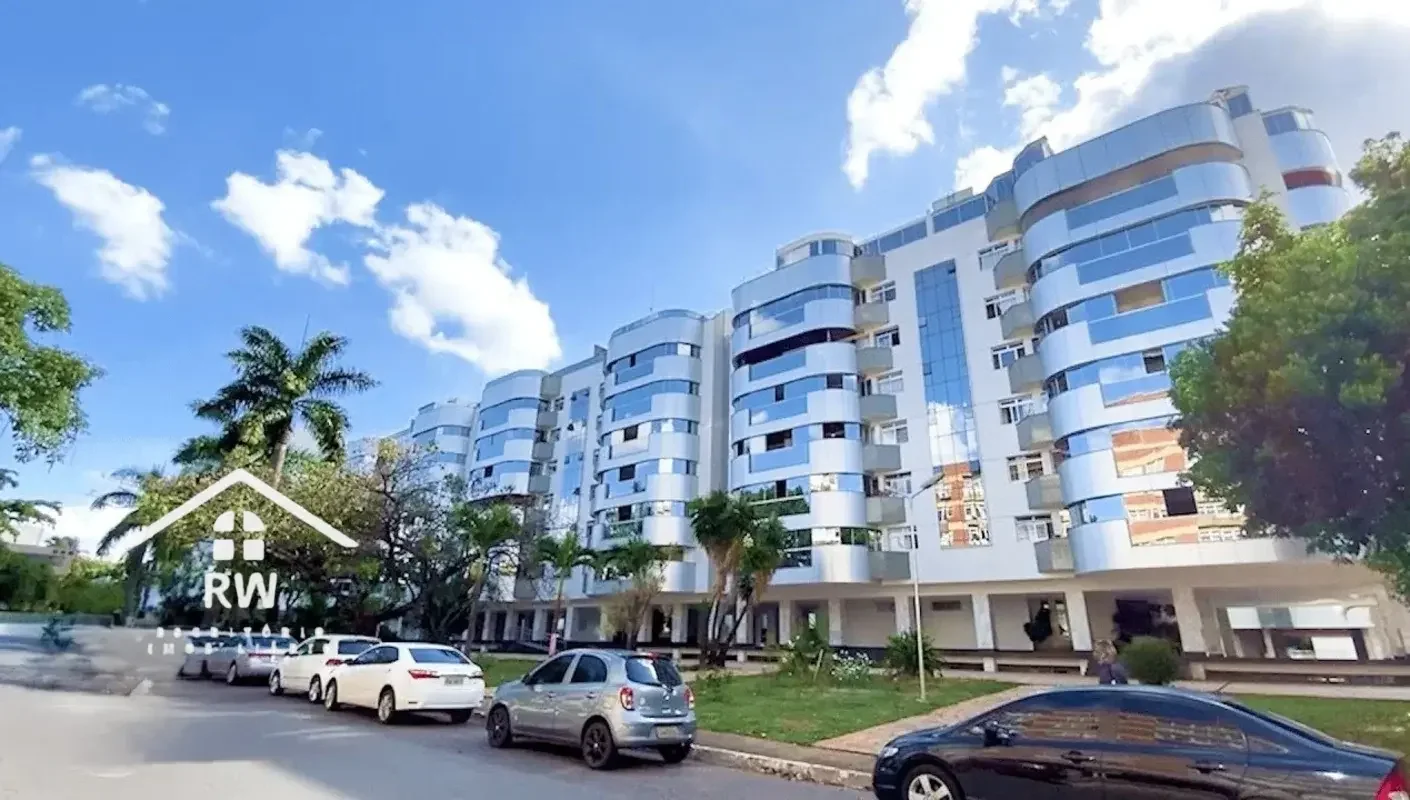 MELHOR QUADRA DA ASA NORTE!!!! MELHOR COMERCIAL DA ASA NORTE!PRÉDIO NO MEIO DA Q...