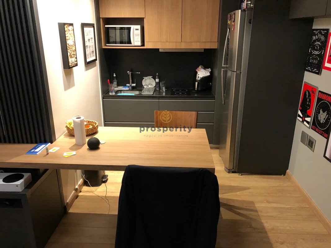 GOLDEN TULIP | FLAT 51M² | REFORMADO | ACEITA FINANCIAMENTO Vende-se Flat Reform...
