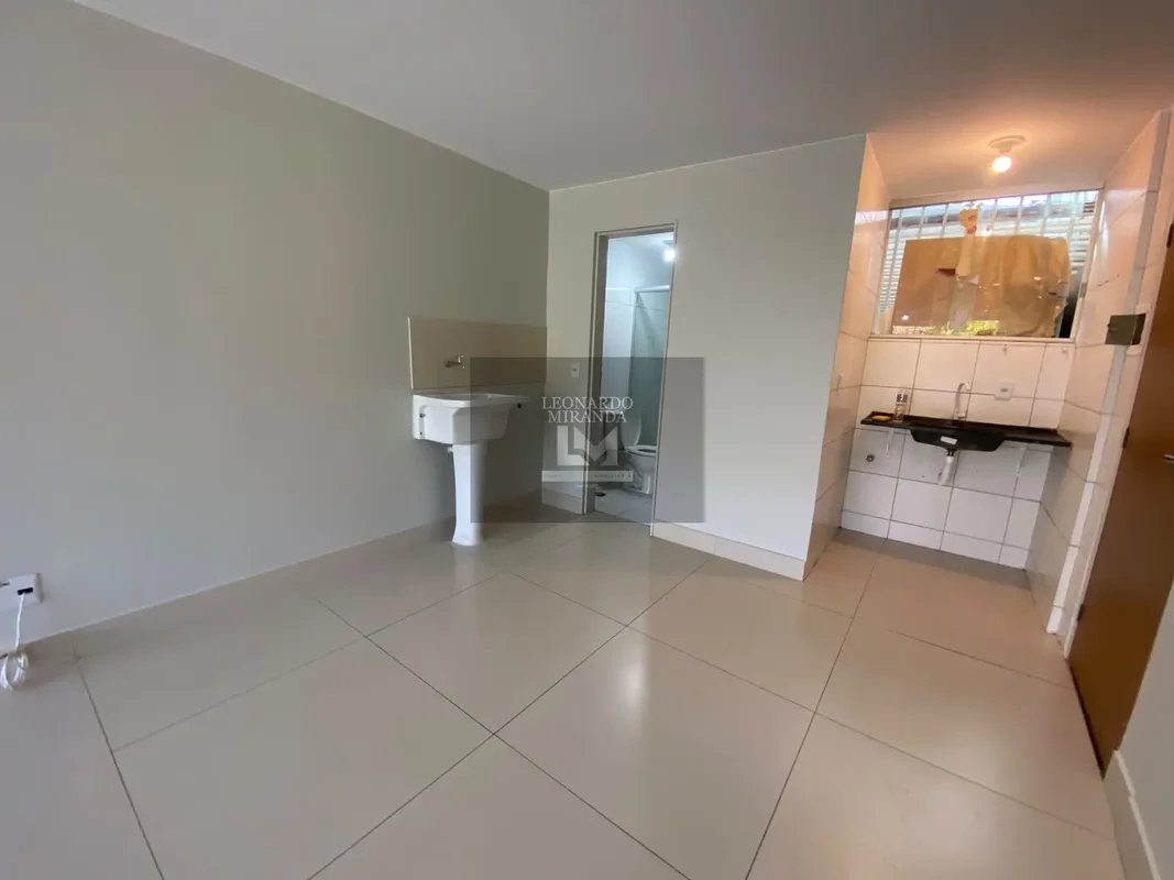 ALUGA-SE KITNET – 39 m²Excelente kitnet em vão livre, ideal para quem busca prat...