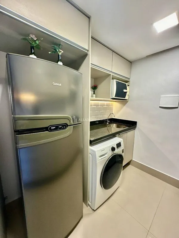 FLAT MOBILIADO COM VARANDA E EXCELENTE APROVEITAMENTO DOS ESPAÇOSConforto, prati...