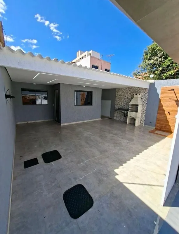 LEÕES DA CORRETAGEM VENDE O IMÓVEL QUE VOCÊ PROCURAExcelente oportunidade na QR ...