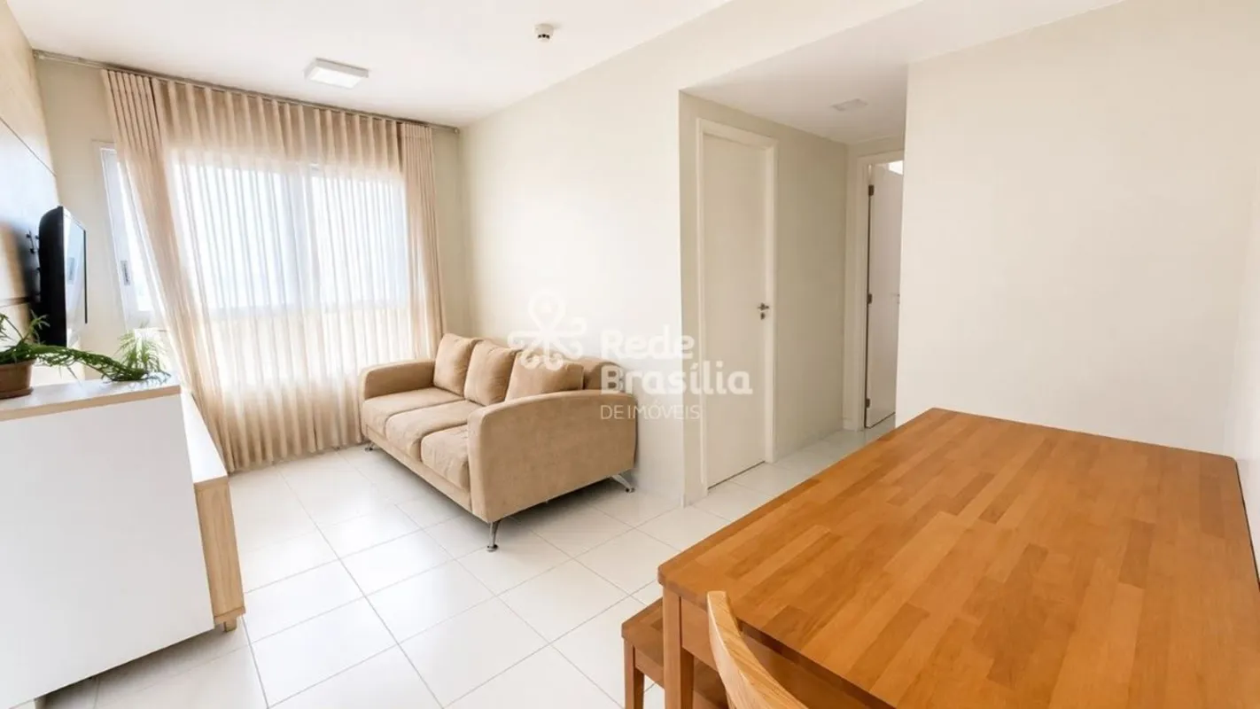 Apartamento mobiliado de 2 quartos, com 54 m², localizado em andar alto, com vis...