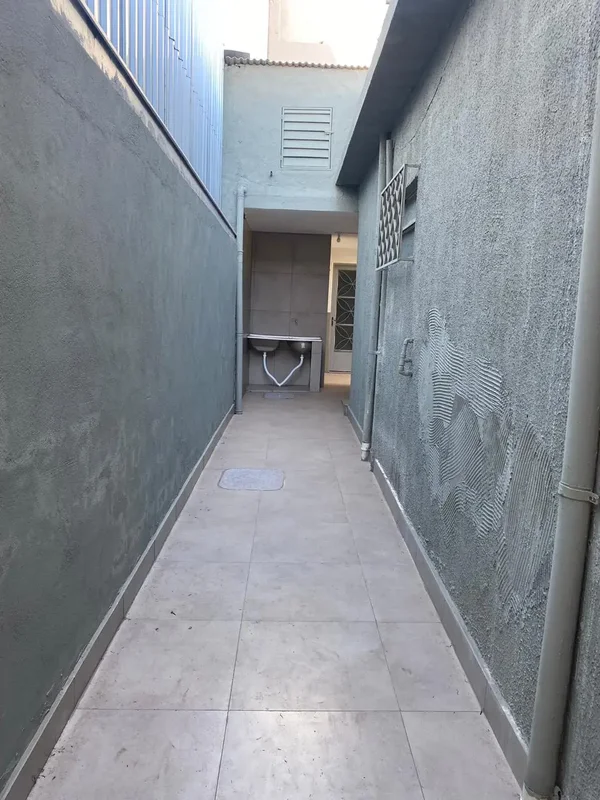 IMOBILIARIA ESTRELA - ALUGA CASA DE FUNDOS COMPOSTA COM :SALA BANHEIRO SOCIAL02 ...