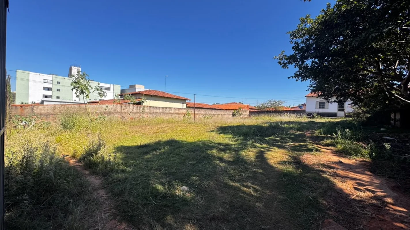 TERRENO À VENDA NA RUA 4C DE VICENTE PIRES | 800 M² E POSSIBILIDADE DE DESMEMBRA...