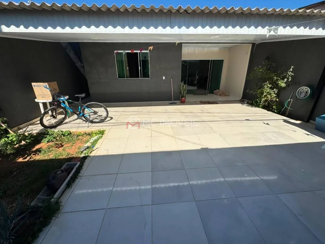 Casa à Venda na Chácara 127B – Sol Nascente | 2 Quartos | Suíte | Lote de 200 m²...
