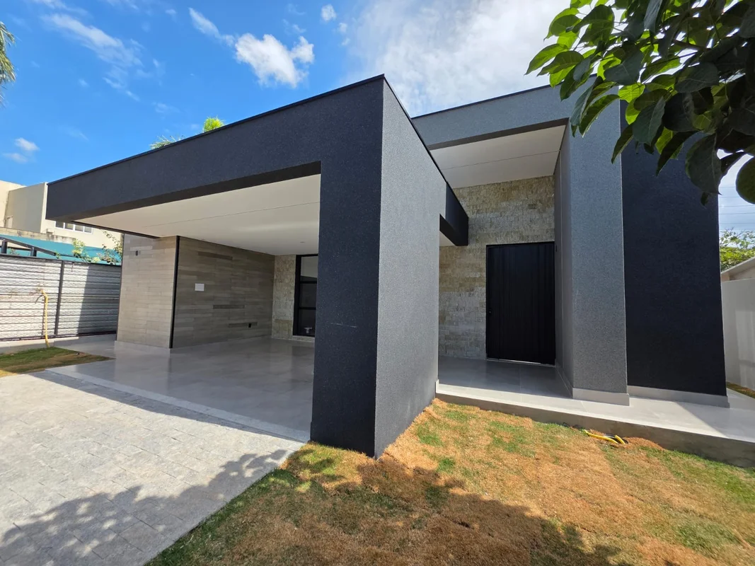 CASA NOVÍSSIMA À VENDA – CONDOMÍNIO MINI CHÁCARAS DO LAGO SUL | QUADRA 07Confort...