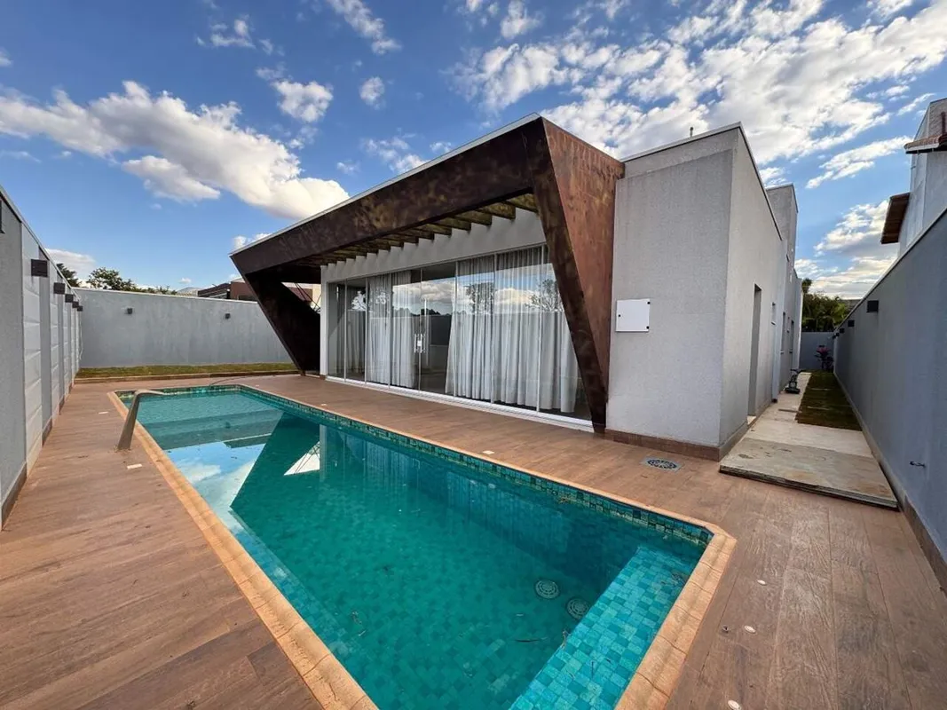 Casa a venda condomínio Alto da Boa Vista - Sobradinho-DF;Arquitetura totalmente...