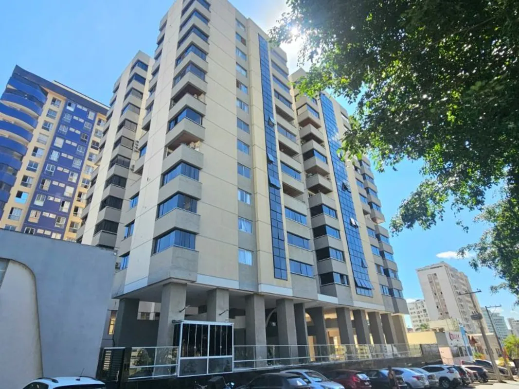 RUA 33 NORTE - RESIDENCIAL VITÓRIA RÉGIA - Locação apartamento com 82m² úteis. 0...