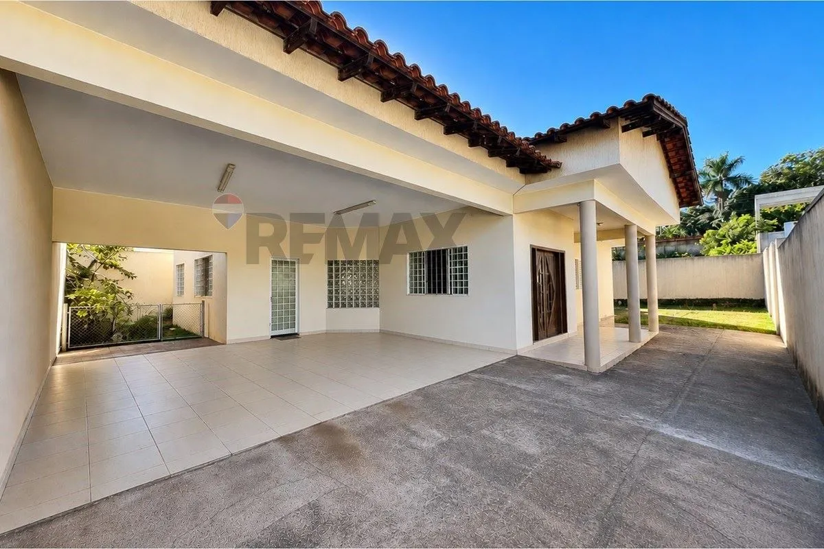 Apresentamos uma excelente oportunidade para quem busca espaço, conforto e quali...