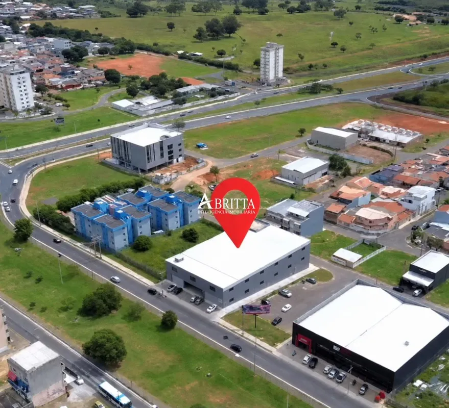 GALPÃO 602 - SAMAMBAIA | EXCELENTE OPORTUNIDADE PARA LOCAÇÃOGalpão comercial com...