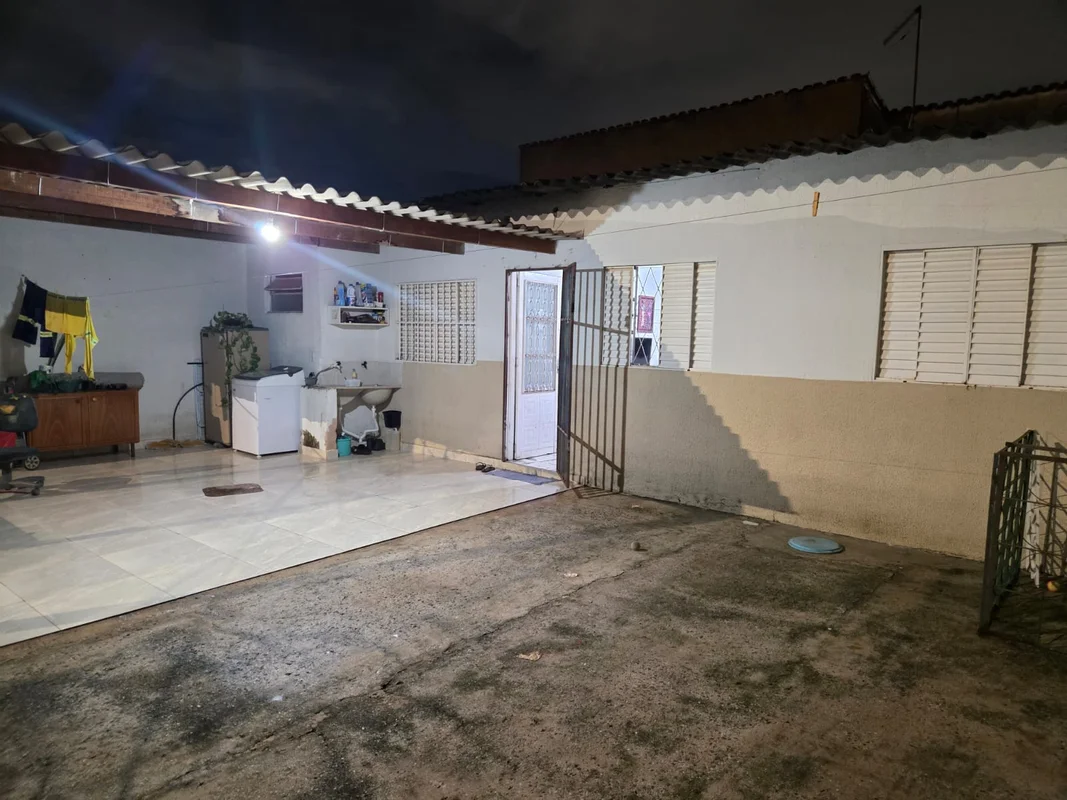 Ótima casa 103 Recanto das Emas Fernando Silva Corretor de ImóveisVende excelent...