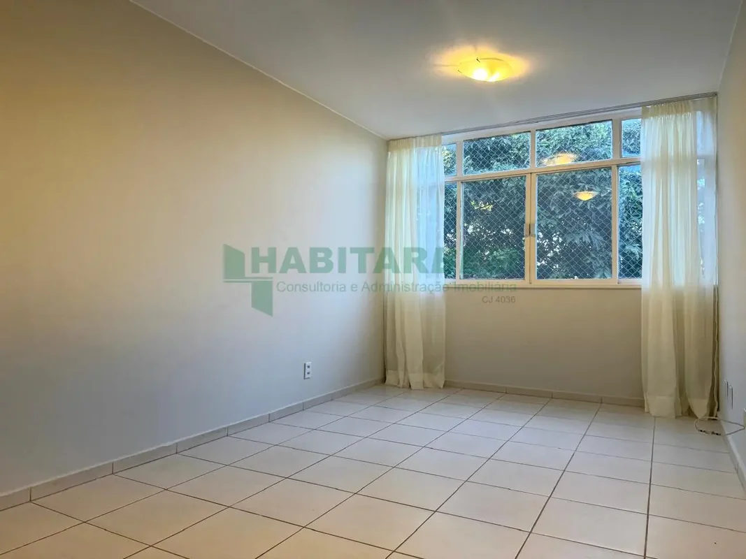 Apartamento de 2 quartos para locação na SQN 402Apartamento original, localizado...