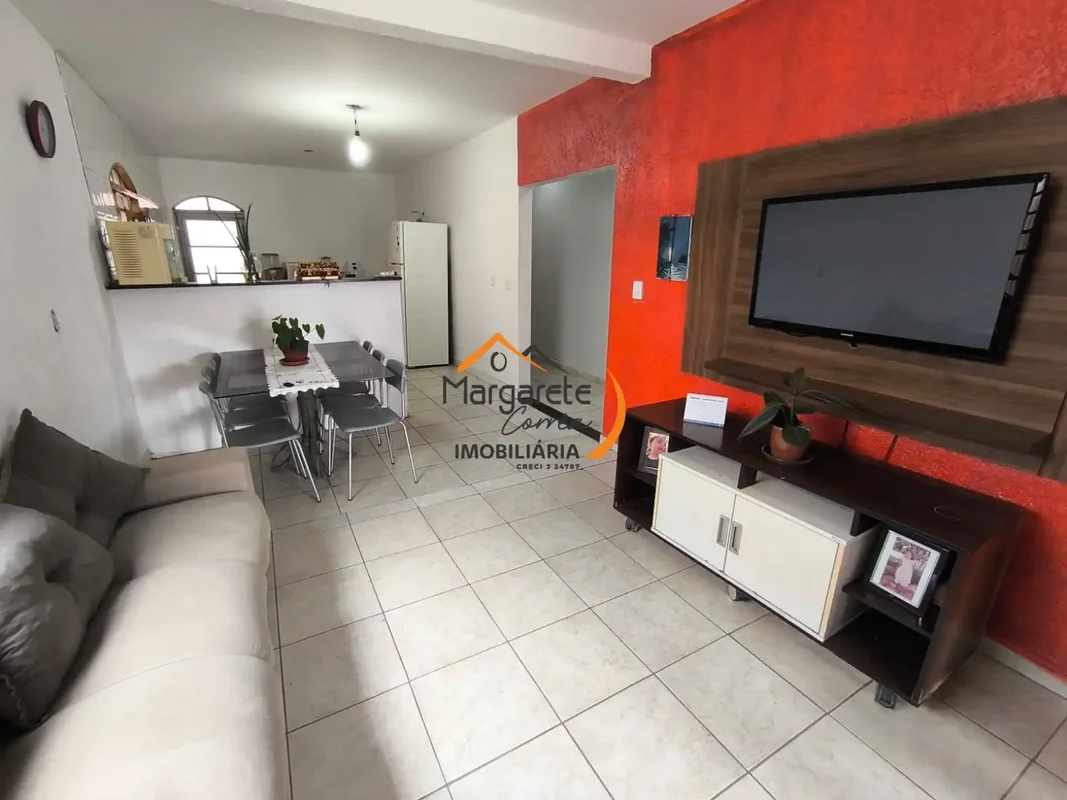 Imobiliária Margarete Corrêa vende casa no Condomínio Bem EstarDF 150, condomíni...