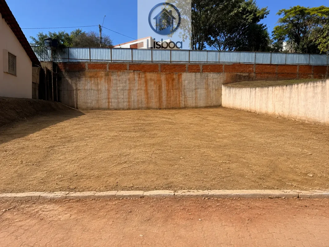 Lote residencial de 330 m² à venda em Sobradinho, DF, no Recanto dos Nobres, ide...
