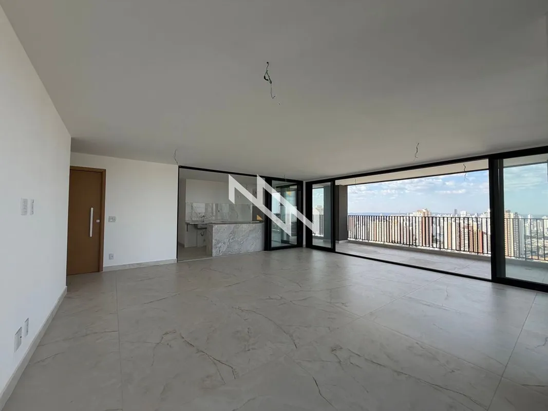 Localizado na parte alta da Serrinha, na Reserva Ybiti, próximo ao Goiânia Shopp...