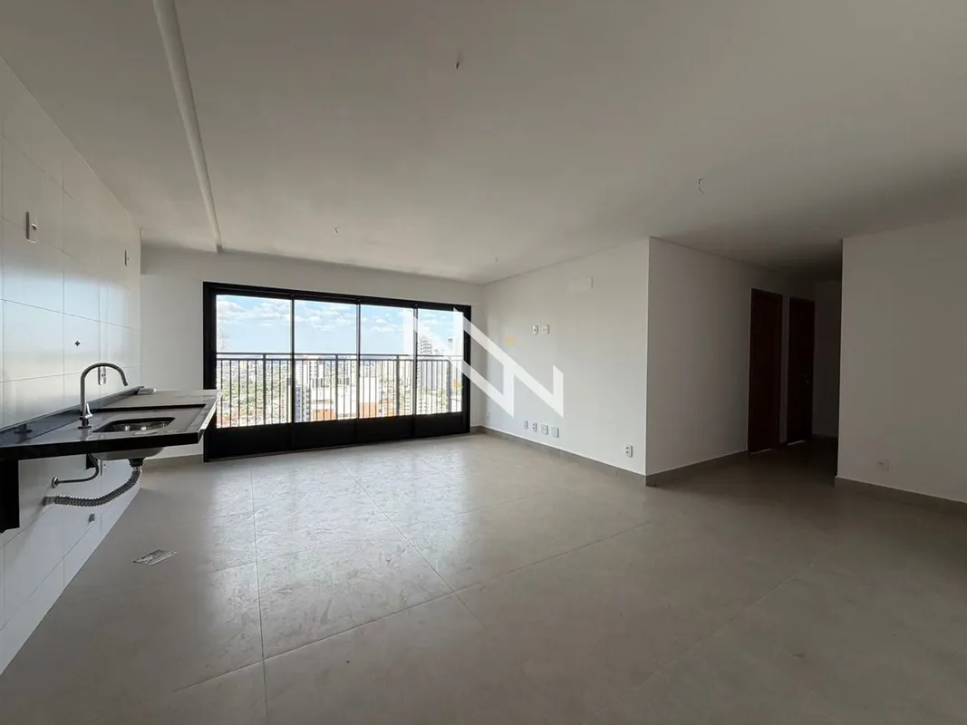 À venda no coração do Setor Marista, este apartamento de 90 m² oferece uma combi...