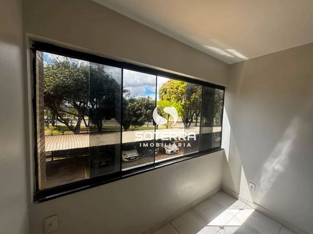 SOTERRA IMOBILIÁRIA disponibiliza para locação um excelente apartamento de 2 qua...