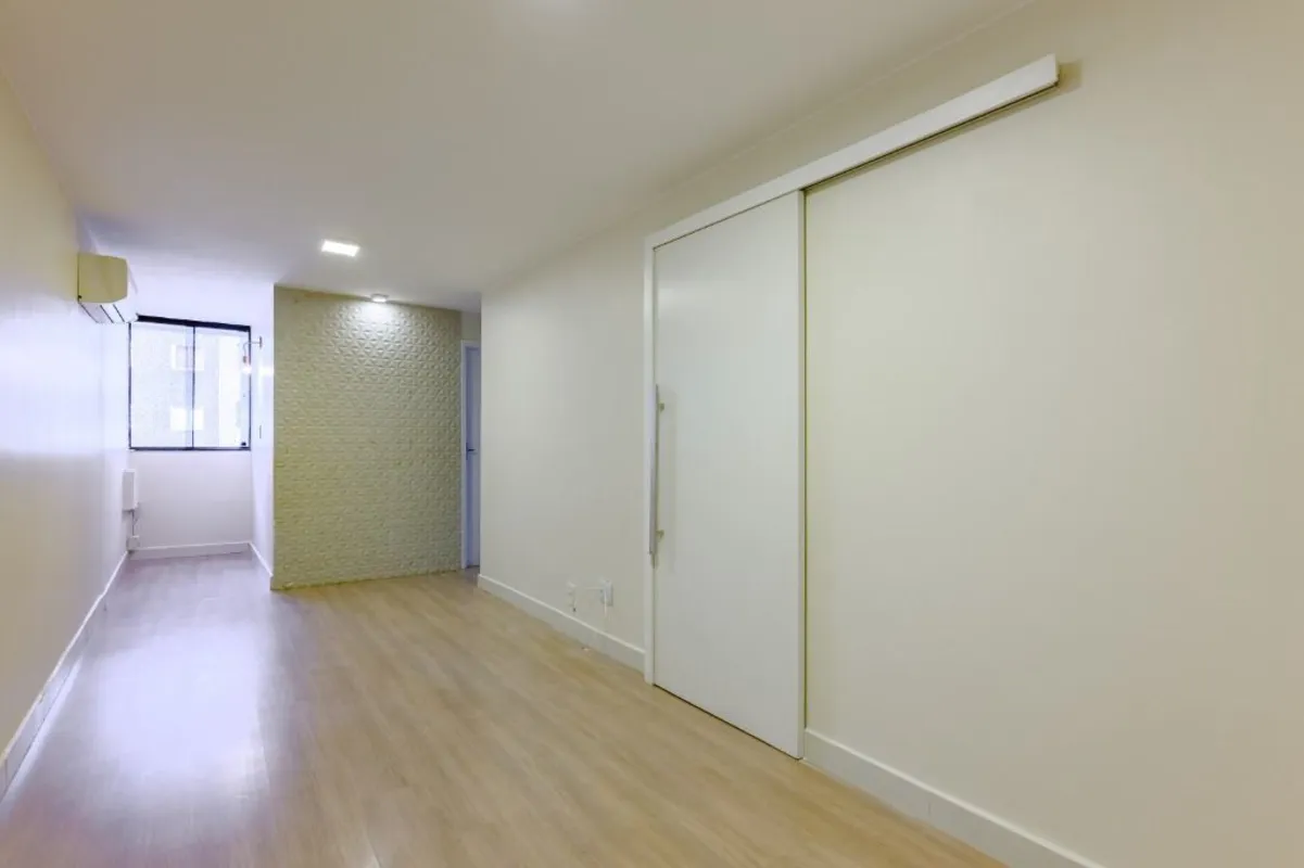 :: 2 Quartos | Nascente | Condomínio com Lazer | Desocupado | Guará IIResidencia...