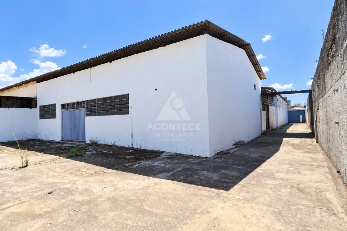 Localização Estratégica + Alto Potencial Comercial! Galpão Setor de Indústria de...