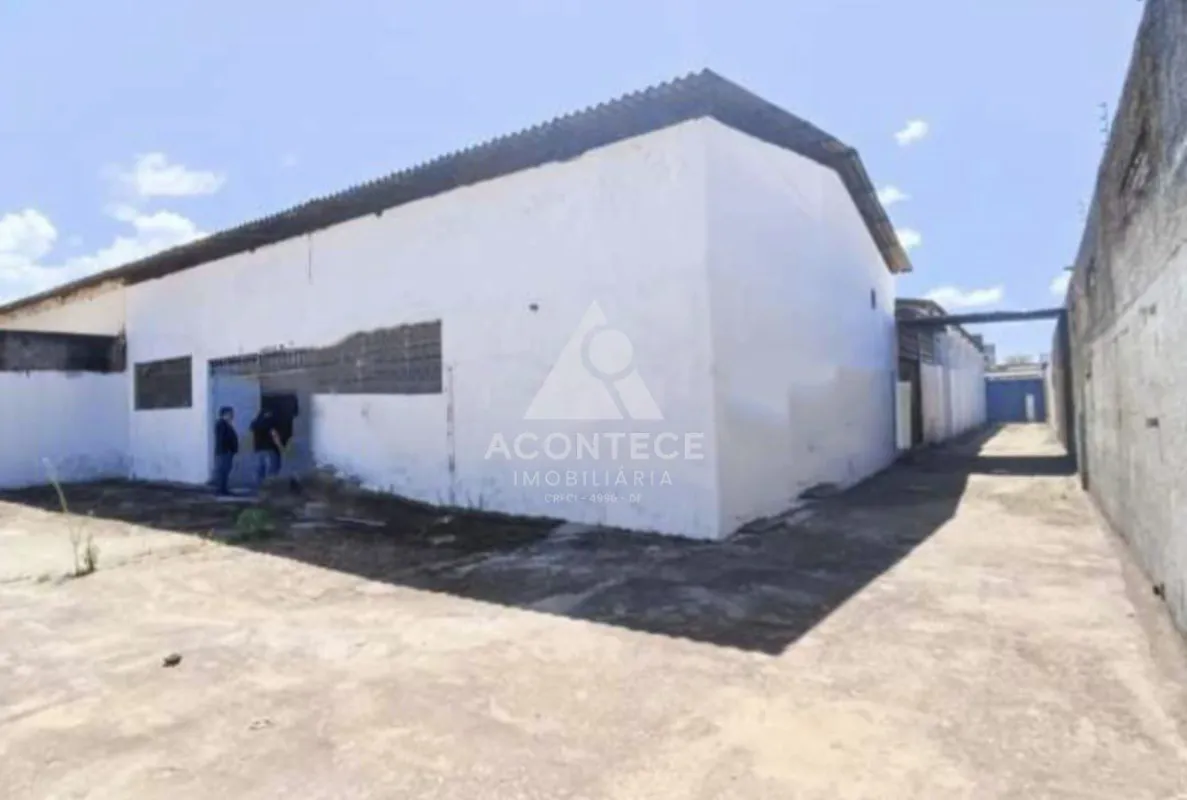 Localização Estratégica + Alto Potencial Comercial! Galpão Setor de Indústria de...