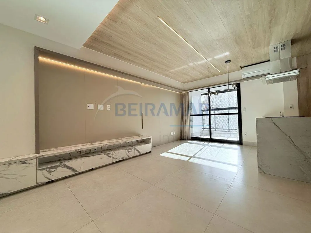 Este sofisticado apartamento de alto padrão, localizado em andar alto, foi proje...