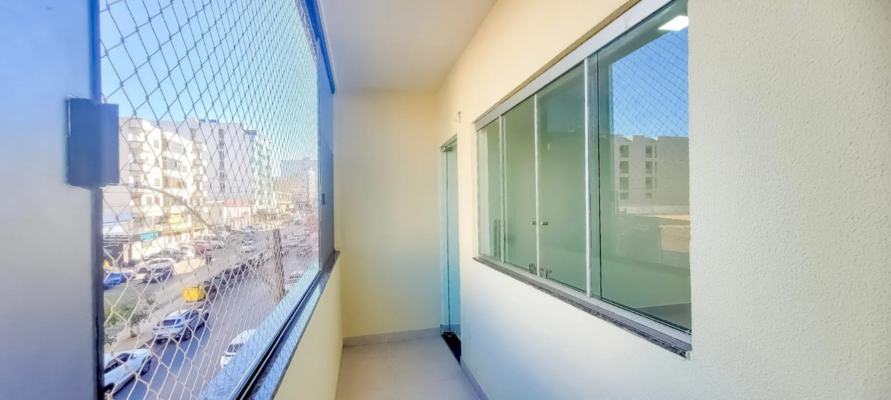 Apartamento padrão, posição nascente, vista para avenida (frente), com 52,99 m² ...