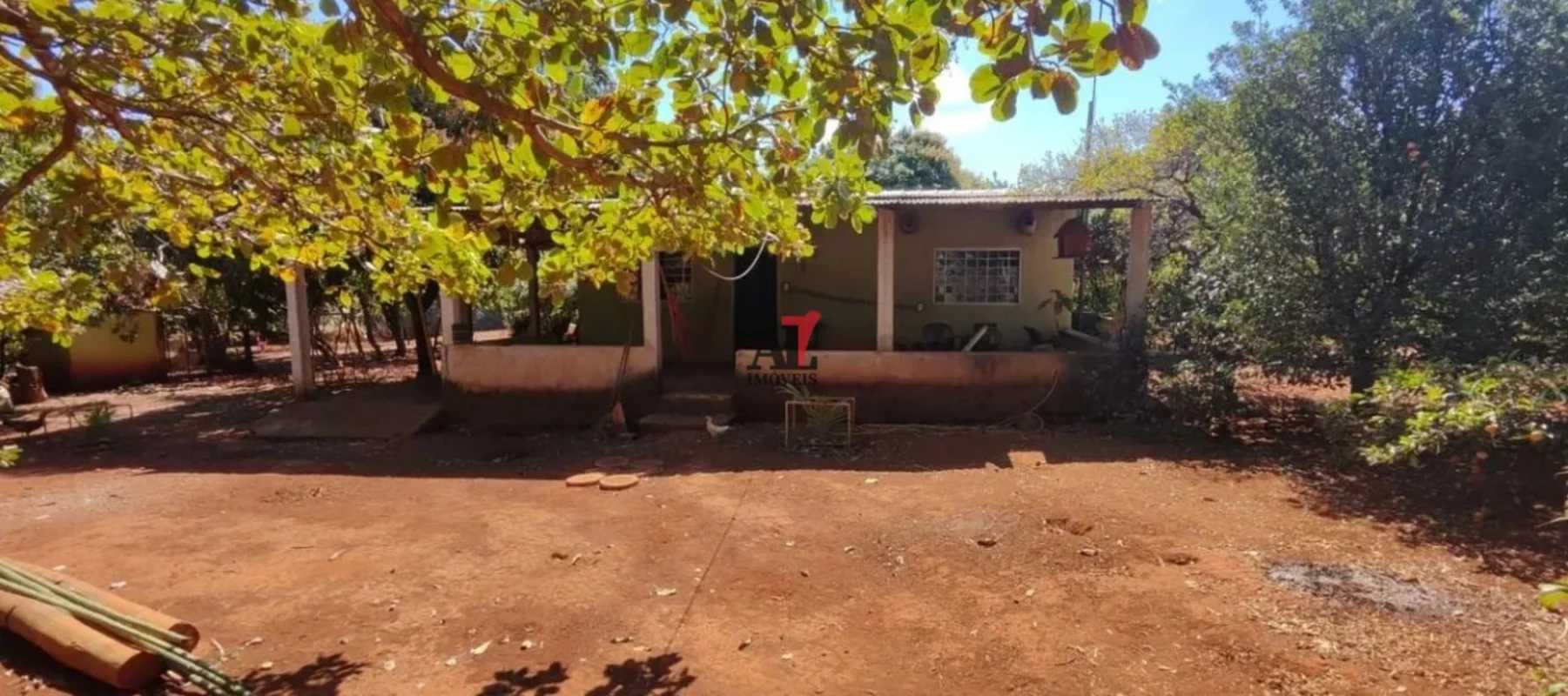 VENDO UMA EXCELENTE CHÁCARA ESCRITURADASituada no Setor Bela Vista II Mansões de...