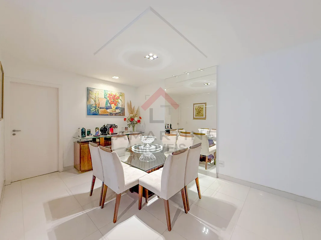 Apartamento reformado na melhor quadra do Sudoeste – SQSW 300, reconhecida pela ...